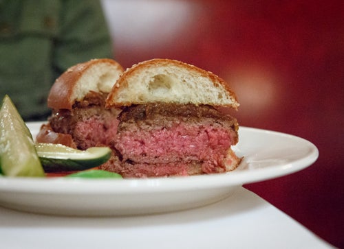 The $33 Black Label Minetta Burger Costs Much Less to Make at Home